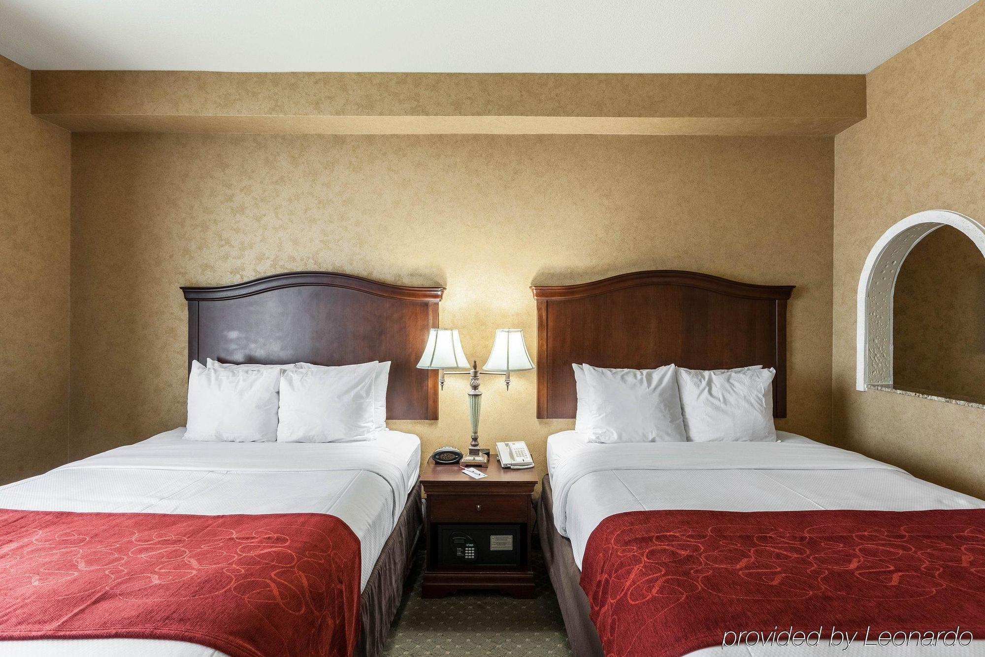 Comfort Suites Alamo-River Walk Сан Антонио Екстериор снимка